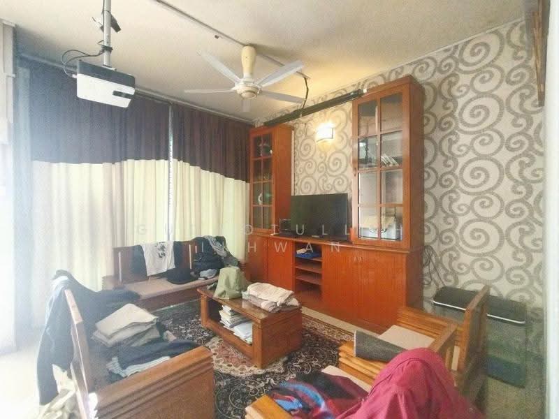 2-storey Terraced House for Sale in Bandar Putra Permai (Seri Kembangan) - Gudrotullah Ikhwan - PropertyGuru.com.my