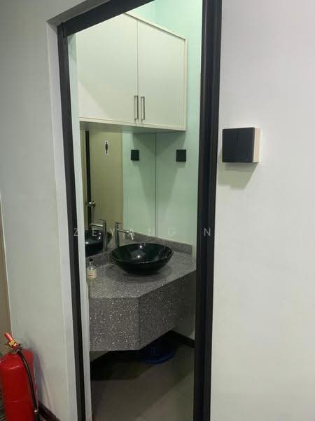 Shop / Office untuk Disewa di Kampung Sungai Kayu Ara (Petaling Jaya) - Zeyang Ng - Bathroom - PropertyGuru.com.my