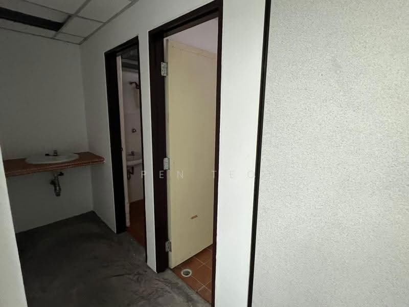 Shop / Office for Sale in Bukit Jambul (Bayan Lepas) - Pen Teo - PropertyGuru.com.my