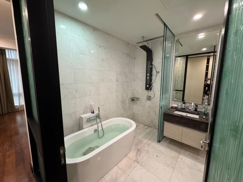 Service Residence for Sale at Banyan Tree Signatures - Lucas Tan - Bathroom - PropertyGuru.com.my