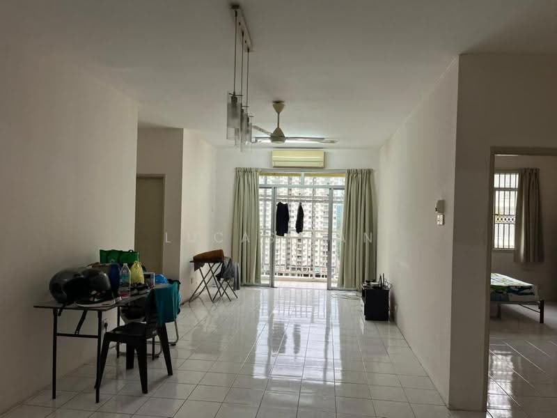 Kondominium untuk Dijual di Platinum Hill PV 5 - Lucas Tan - Living Room - PropertyGuru.com.my