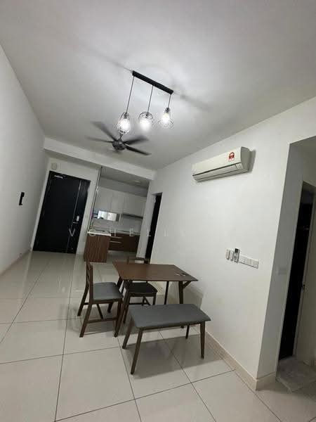 Kediaman Servis untuk Disewa di Setia Sky 88 - Vchelle. C - Dining Room - PropertyGuru.com.my