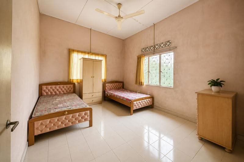 Bungalow House untuk Dijual di Seksyen 12 (Petaling Jaya) - Yin Yee - Bedroom - PropertyGuru.com.my