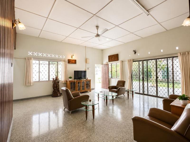 Bungalow House untuk Dijual di Seksyen 12 (Petaling Jaya) - Yin Yee - Living Room - PropertyGuru.com.my