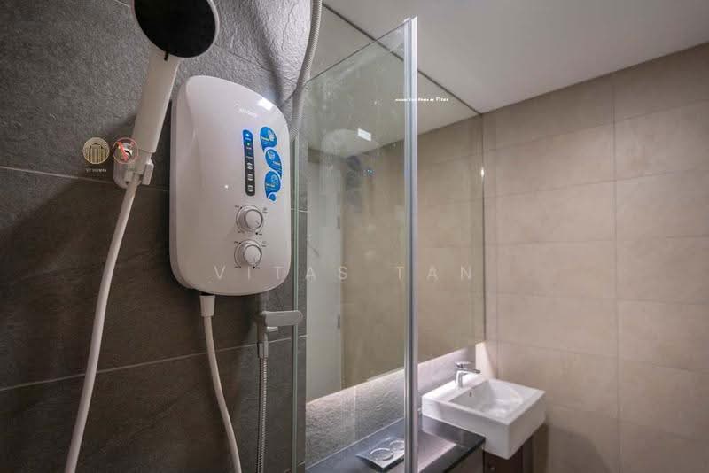 Kediaman Servis untuk Disewa di Lot 15 - Vitas Tan - Bathroom - PropertyGuru.com.my