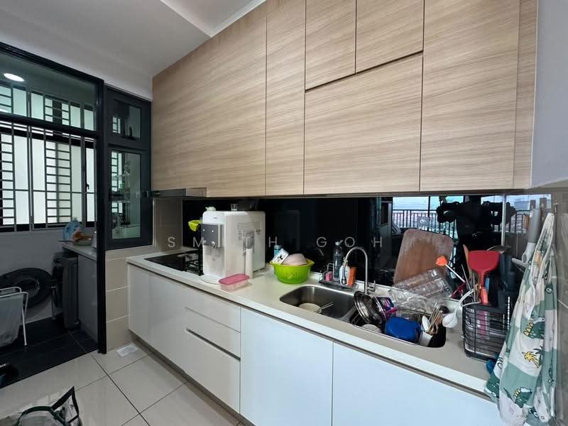 Service Residence for Sale at 8Scape Residence @ Sutera - Smith Goh - Kitchen - PropertyGuru.com.my