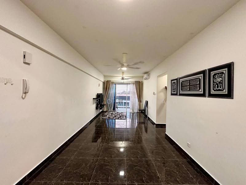 Pangsapuri untuk Disewa di Putra 1 - Gudrotullah Ikhwan - Living Room - PropertyGuru.com.my