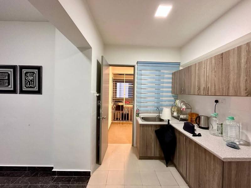 Pangsapuri untuk Disewa di Putra 1 - Gudrotullah Ikhwan - Kitchen - PropertyGuru.com.my