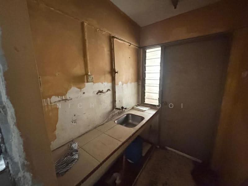 Flat for Rent at Taman Sri Sentosa - Nicholas Ooi - Kitchen - PropertyGuru.com.my