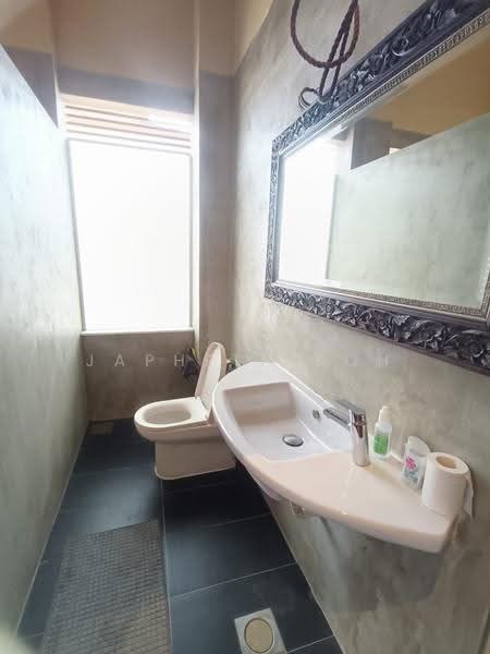 Rumah Teres 1.5-Tingkat untuk Dijual di Taman Setia Indah (Tebrau) - Japheth Koh - Bathroom - PropertyGuru.com.my