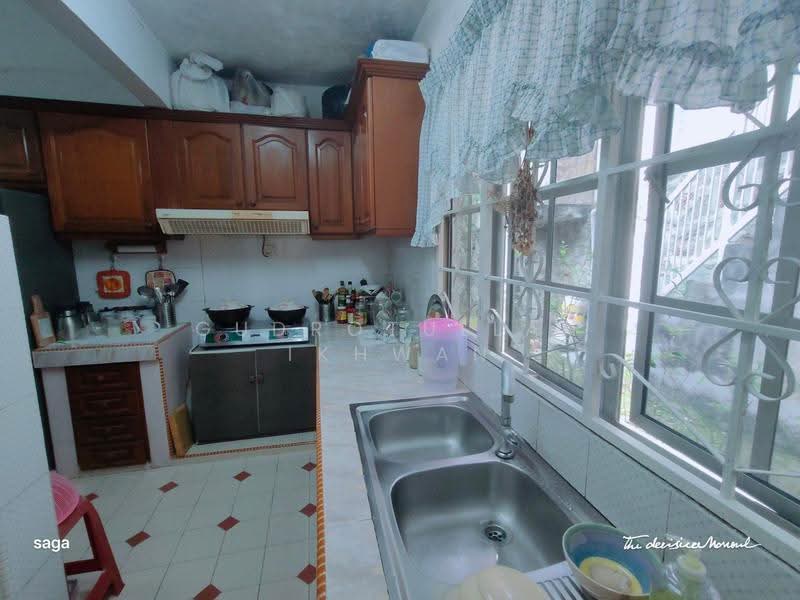 Rumah Teres 1-Tingkat untuk Dijual di Taman Saga (Ampang) - Gudrotullah Ikhwan - Kitchen - PropertyGuru.com.my