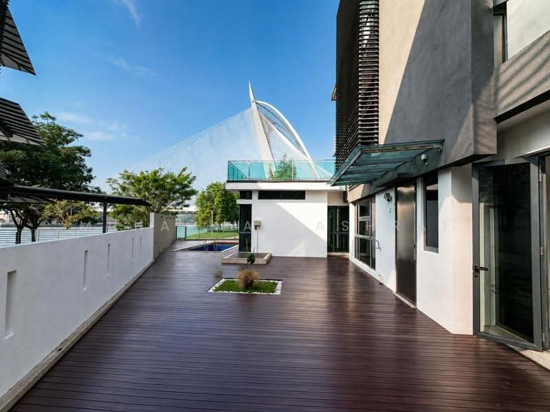 Semi-Detached House for Sale in Presint 8 (Putrajaya) - Muhammad Ashraf . - Exterior - PropertyGuru.com.my