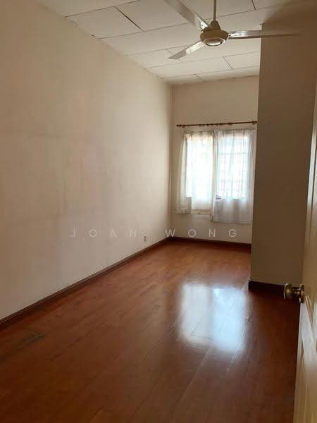 Rumah Teres 2-Tingkat untuk Disewa di Bukit Jelutong (Shah Alam) - Joan Wong - Bedroom - PropertyGuru.com.my