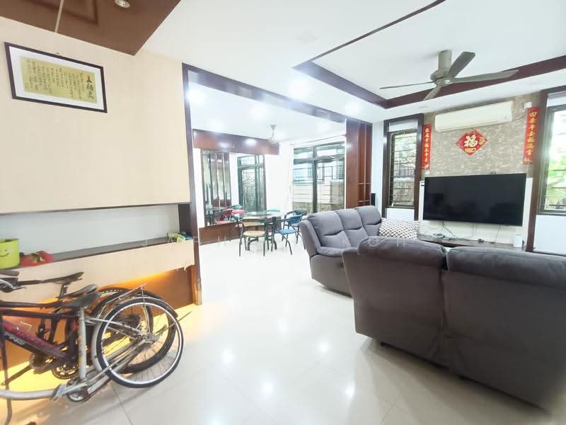 Cluster House for Sale in Taman Austin Heights (Tebrau) - Japheth Koh - Living Room - PropertyGuru.com.my