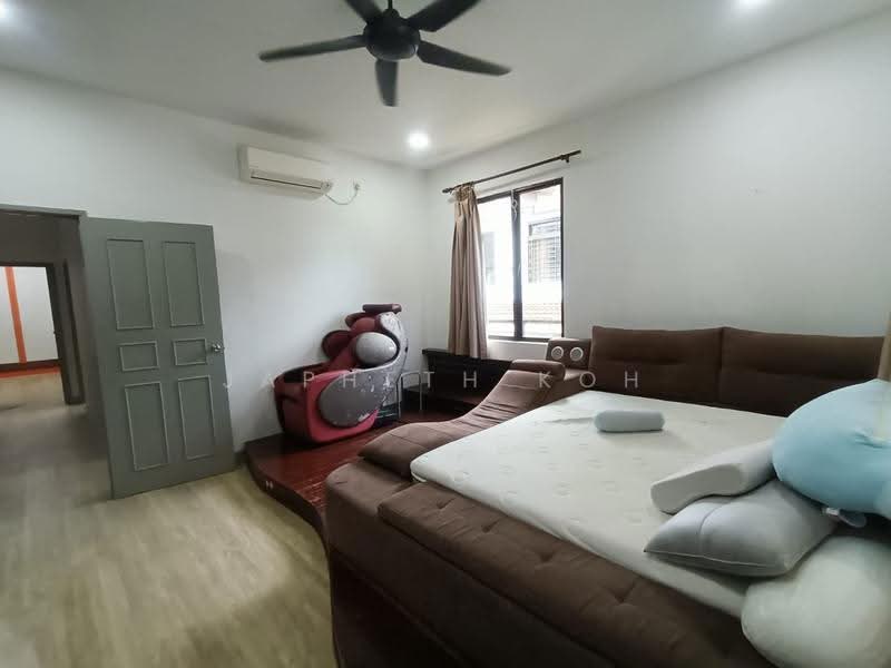 Cluster House for Sale in Taman Austin Heights (Tebrau) - Japheth Koh - Bedroom - PropertyGuru.com.my