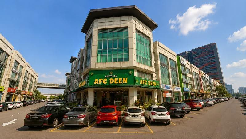 Shop for Rent in Bandar Puteri Puchong (Puchong) - Roger Lee - Exterior - PropertyGuru.com.my