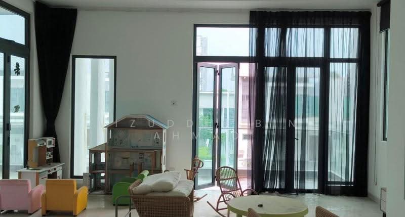 Bungalow House for Sale in Cyberjaya (Selangor) - Aizuddin bin Ahmad - Living Room - PropertyGuru.com.my