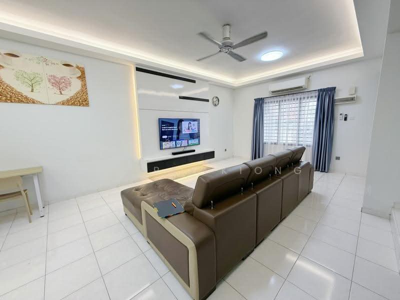 2-storey Terraced House for Sale in Johor Bahru (Johor) - Jeffrey Kiong - Living Room - PropertyGuru.com.my