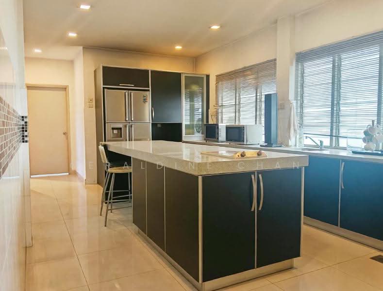 2-storey Terraced House for Sale in Usj 2 (Subang Jaya) - Geraldine Chan - Kitchen - PropertyGuru.com.my