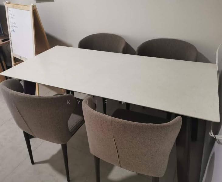 Service Residence for Sale at Petalz Residences - Kylie Hoh - Dining Room - PropertyGuru.com.my