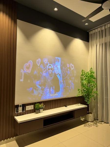 Kediaman Servis untuk Disewa di Sunway Velocity TWO - Larry Wong - Living Room - PropertyGuru.com.my