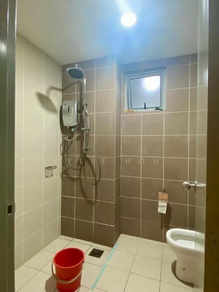 Service Residence for Rent at Greenz (Residensi Flora) @ One South - Kylie Hoh - Bathroom - PropertyGuru.com.my