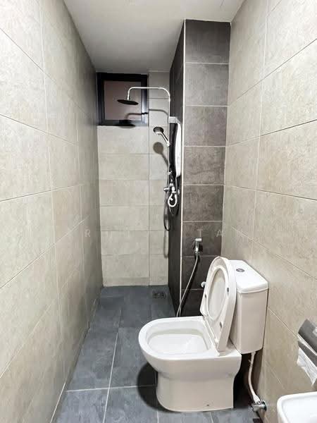 Kediaman Servis untuk Disewa di AraTre' Residences - Arthur Tan - Bathroom - PropertyGuru.com.my