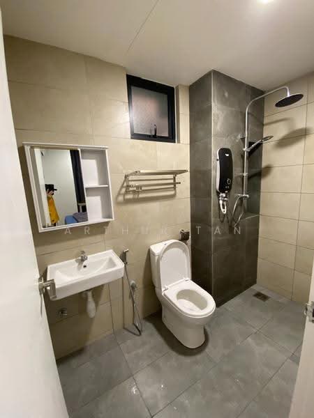 Kediaman Servis untuk Disewa di AraTre' Residences - Arthur Tan - Bathroom - PropertyGuru.com.my