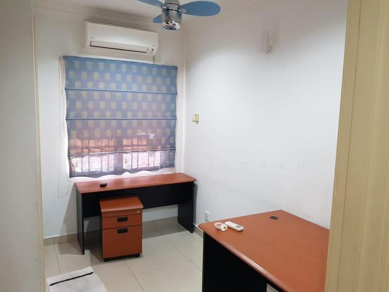 Rumah Teres 2-Tingkat untuk Disewa di TAMAN PUCHONG UTAMA (Puchong) - Geraldine Chan - Study - PropertyGuru.com.my