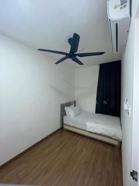 Kediaman Servis untuk Disewa di AraTre' Residences - Arthur Tan - Bedroom - PropertyGuru.com.my