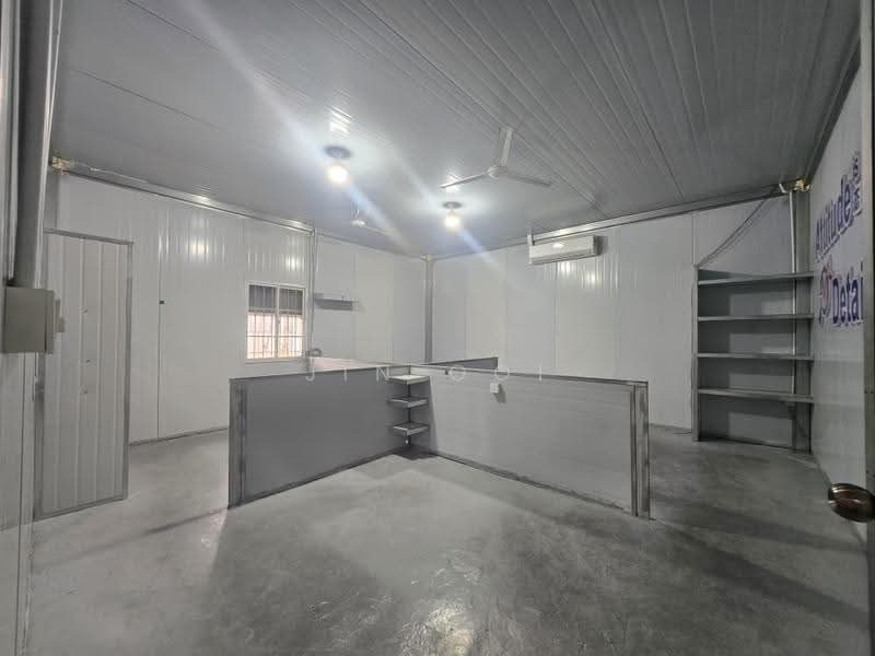 Detached Factory for Rent in Off Jalan Meru (Klang) - Jin Ooi - Interior - PropertyGuru.com.my