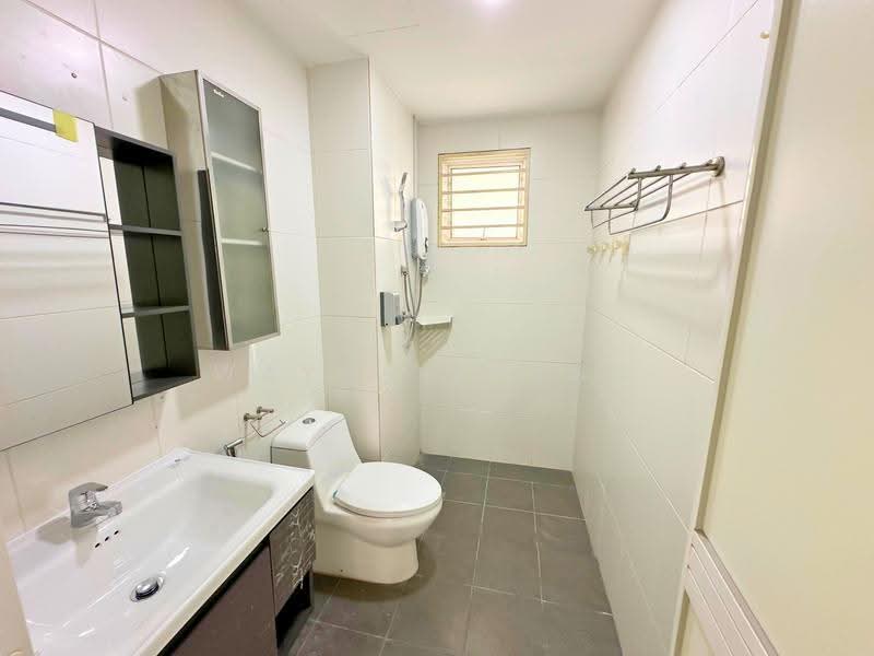 Kondominium untuk Dijual di Imperial Residence - WAYNE SHENG - Bathroom - PropertyGuru.com.my