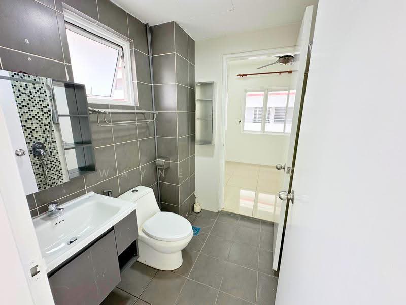Kondominium untuk Dijual di Imperial Residence - WAYNE SHENG - Bathroom - PropertyGuru.com.my