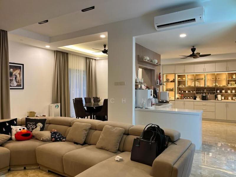 Rumah Berkembar untuk Dijual di Lake Edge (Puchong) - H.K Ching - Living Room - PropertyGuru.com.my
