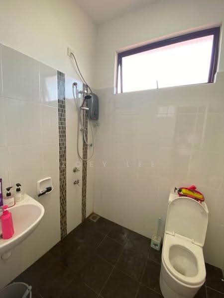Rumah Teres 2-Tingkat untuk Dijual di Taman Mutiara Rini (Skudai) - Zoey Lee - PropertyGuru.com.my