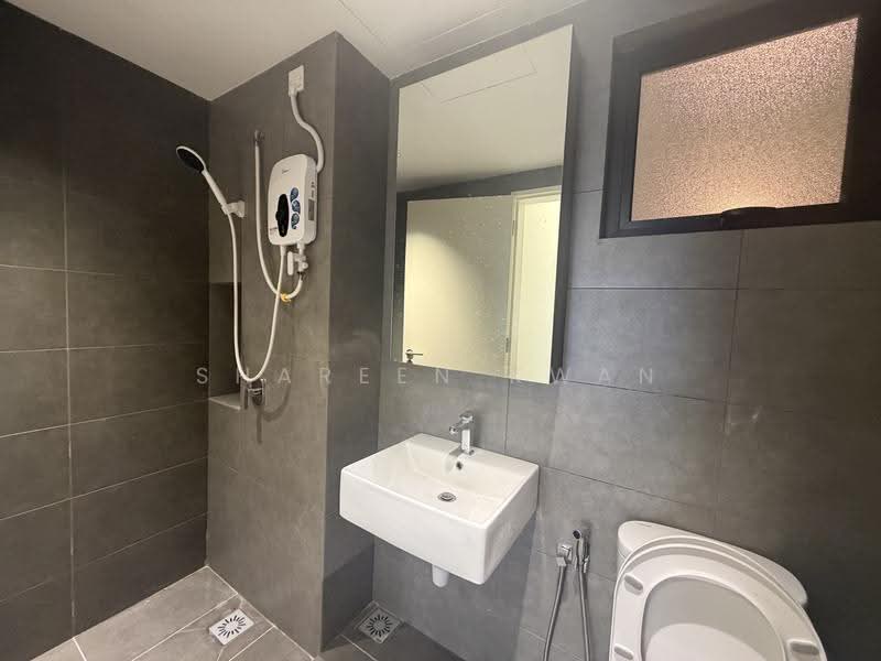 Condominium for Rent at D'Terra Residences - Shareen Kwan - Bathroom - PropertyGuru.com.my
