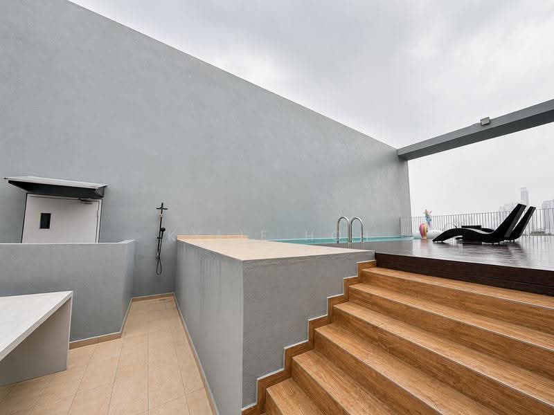 Kondominium untuk Dijual di Katana II - Kylie Hoh - Pool - PropertyGuru.com.my
