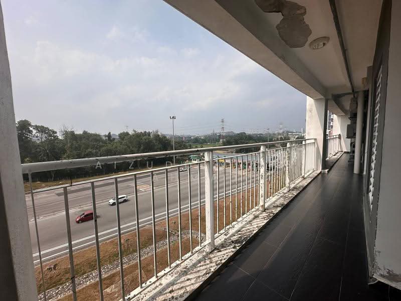 Office for Sale in Bandar Baru Bangi (Selangor) - Aizuddin bin Ahmad - Balcony - PropertyGuru.com.my