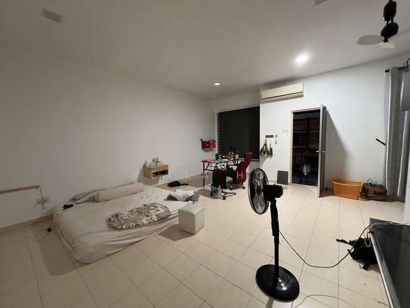 Rumah Teres 2-Tingkat untuk Dijual di Bandar Putra (Kulai) - Bella Ho - Bedroom - PropertyGuru.com.my