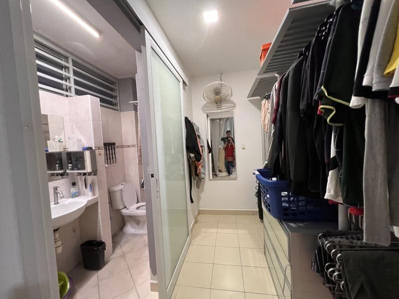 Rumah Teres 2-Tingkat untuk Dijual di Bandar Putra (Kulai) - Bella Ho - Bathroom - PropertyGuru.com.my