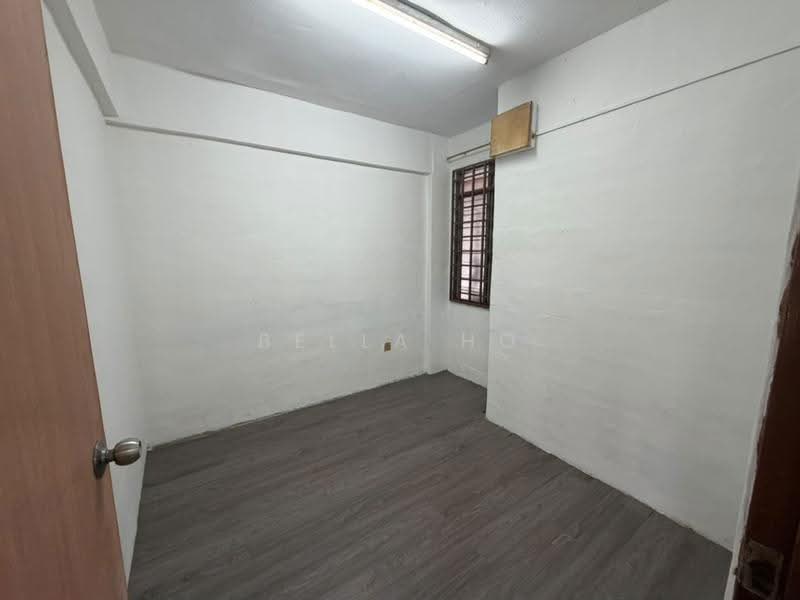 Flat for Rent at Flat Temenggong - Bella Ho - PropertyGuru.com.my