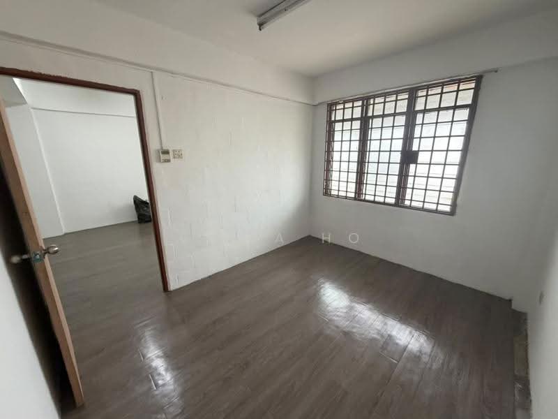 Flat for Rent at Flat Temenggong - Bella Ho - PropertyGuru.com.my