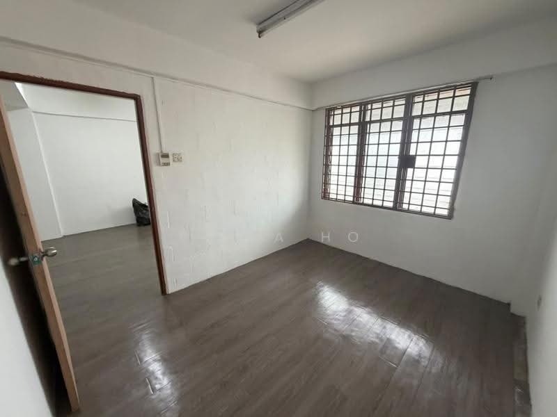 Flat for Rent at Flat Temenggong - Bella Ho - PropertyGuru.com.my