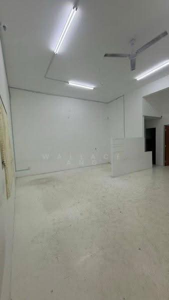 Shop for Rent in Taman Pelangi Indah (Ulu Tiram) - Wallace Ang - Interior - PropertyGuru.com.my