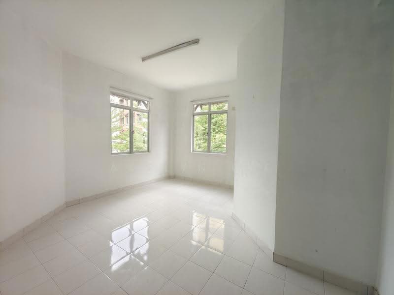 Pangsapuri untuk Dijual di Seri Ixora Apartment - Adelyn Lee - PropertyGuru.com.my
