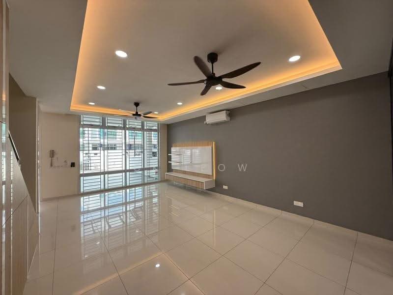 Rumah Teres 2-Tingkat untuk Disewa di Setia Eco Cascadia (Tebrau) - Ck Leow - Living Room - PropertyGuru.com.my
