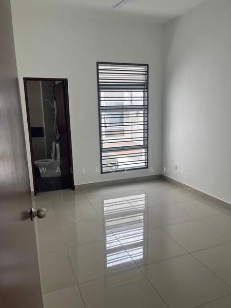Cluster House for Rent in Nusantara Prima (Gelang Patah) - Wallace Ang - Bathroom - PropertyGuru.com.my