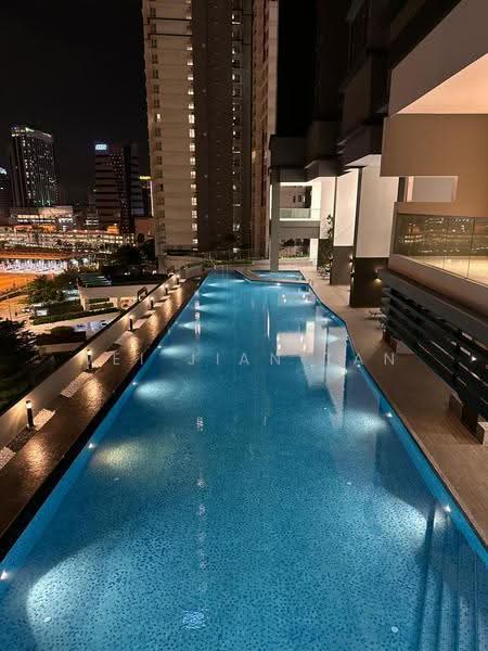 Kediaman Servis untuk Dijual di Twin Tower Residence - Wei Jian Tan - Exterior - PropertyGuru.com.my
