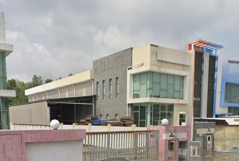 Kilang untuk Dijual di Bukit Angkat (Kajang) - Iris Yap - Exterior - PropertyGuru.com.my