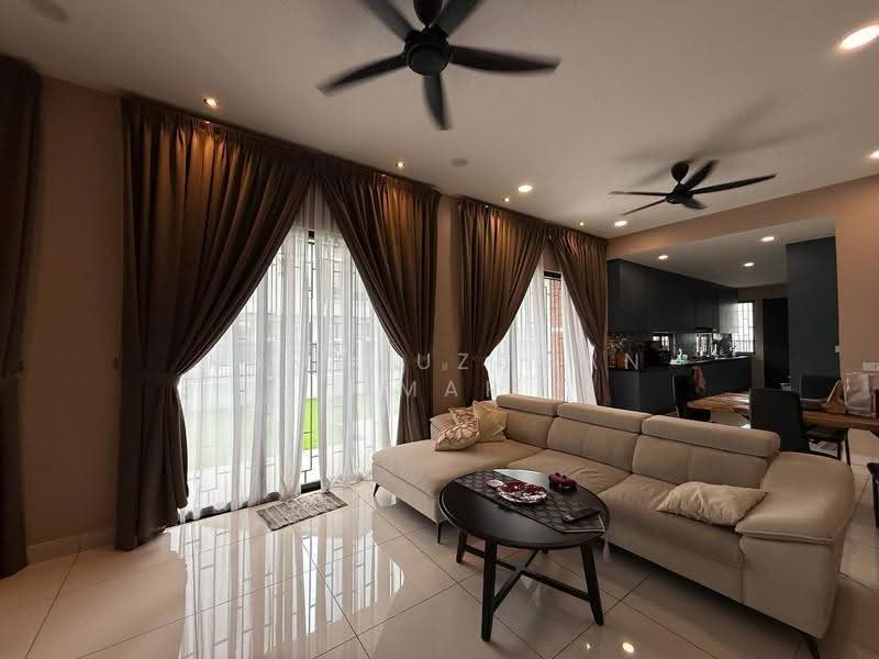 2-storey Terraced House for Sale in Elmina (Shah Alam) - Kamaruzaman Omar - Living Room - PropertyGuru.com.my